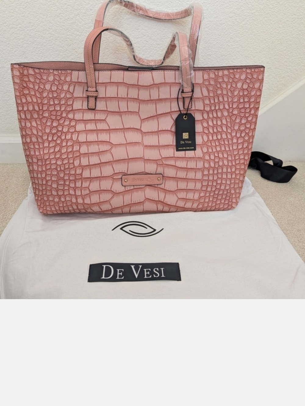 De Vesi Pink Croc-Embossded Tote Bag - Picture 2 of 5